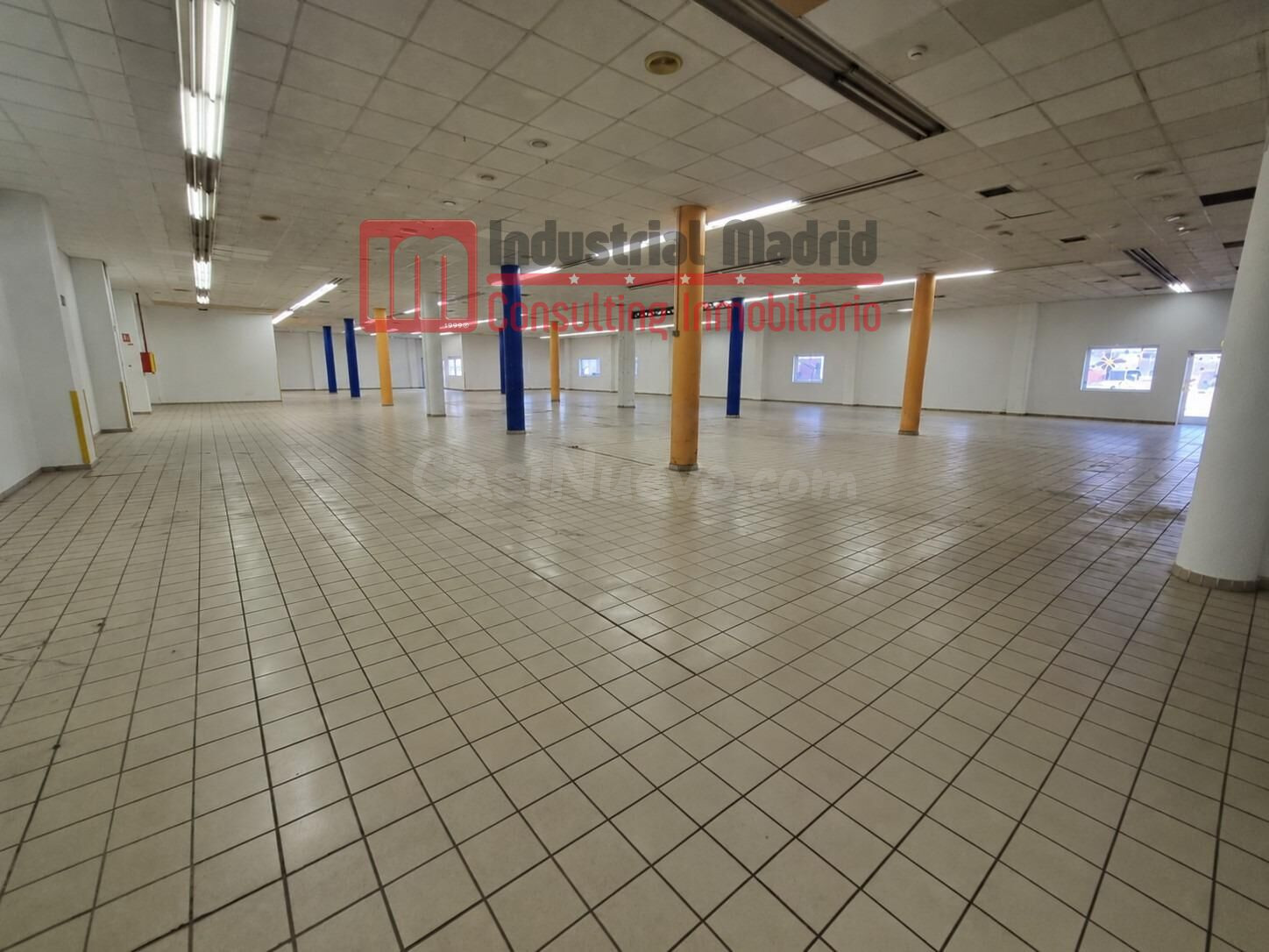 ESPECTACULAR NAVE COMERCIAL EN ALQUILER EN ARGANDA DEL REY – - foto 2