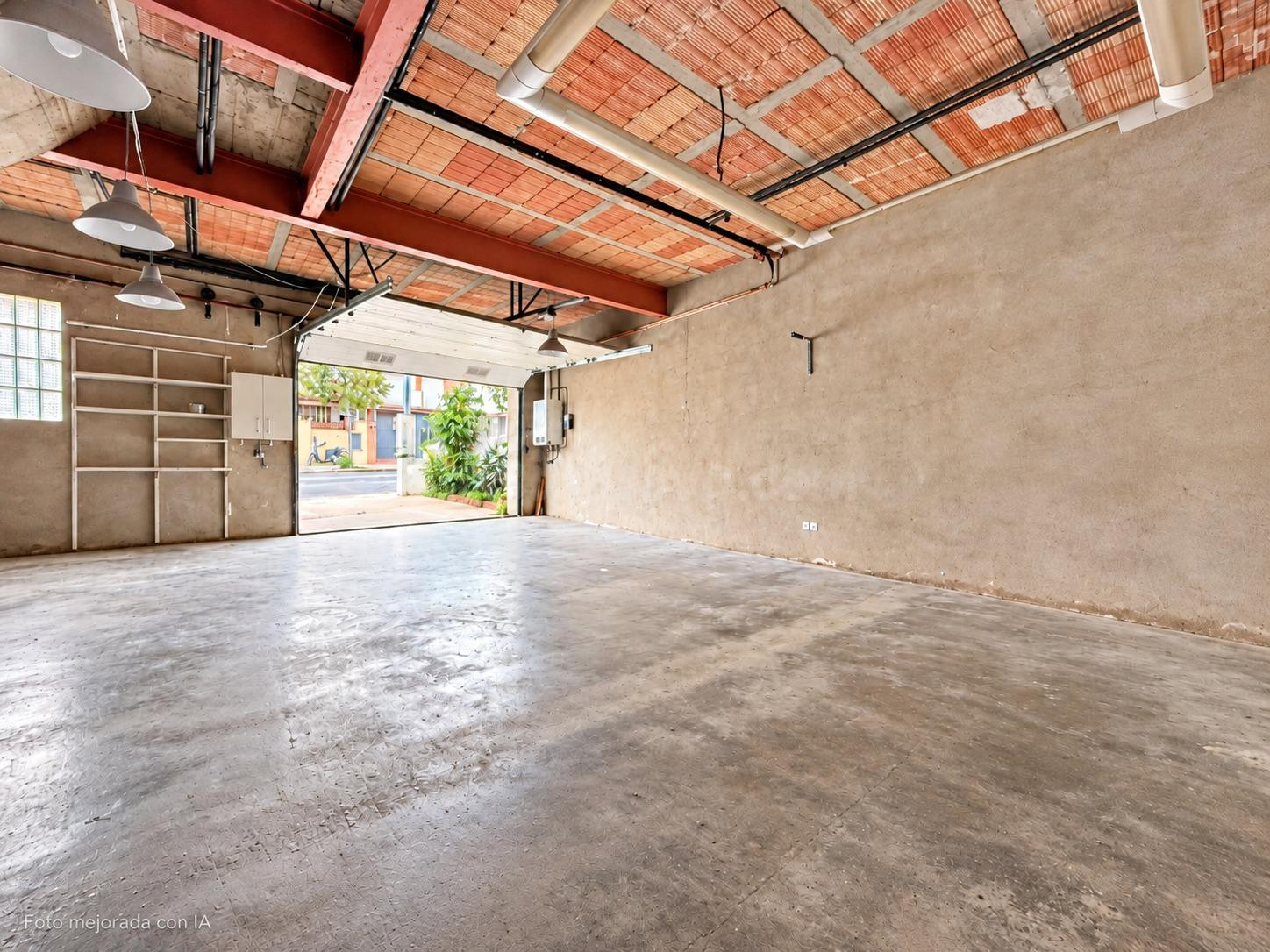 Roses I Piso céntrico con espectacular garaje de 65 m2 y terraza privada con barbacoa - foto 2