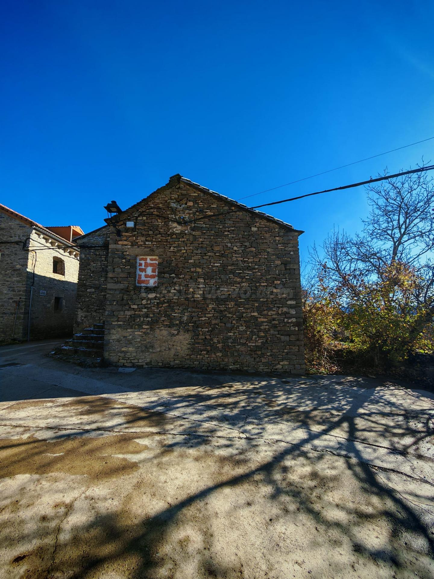 CASA TRADICIONAL DE PIEDRA PARA REHABILITAR EN LERÉS - foto 4