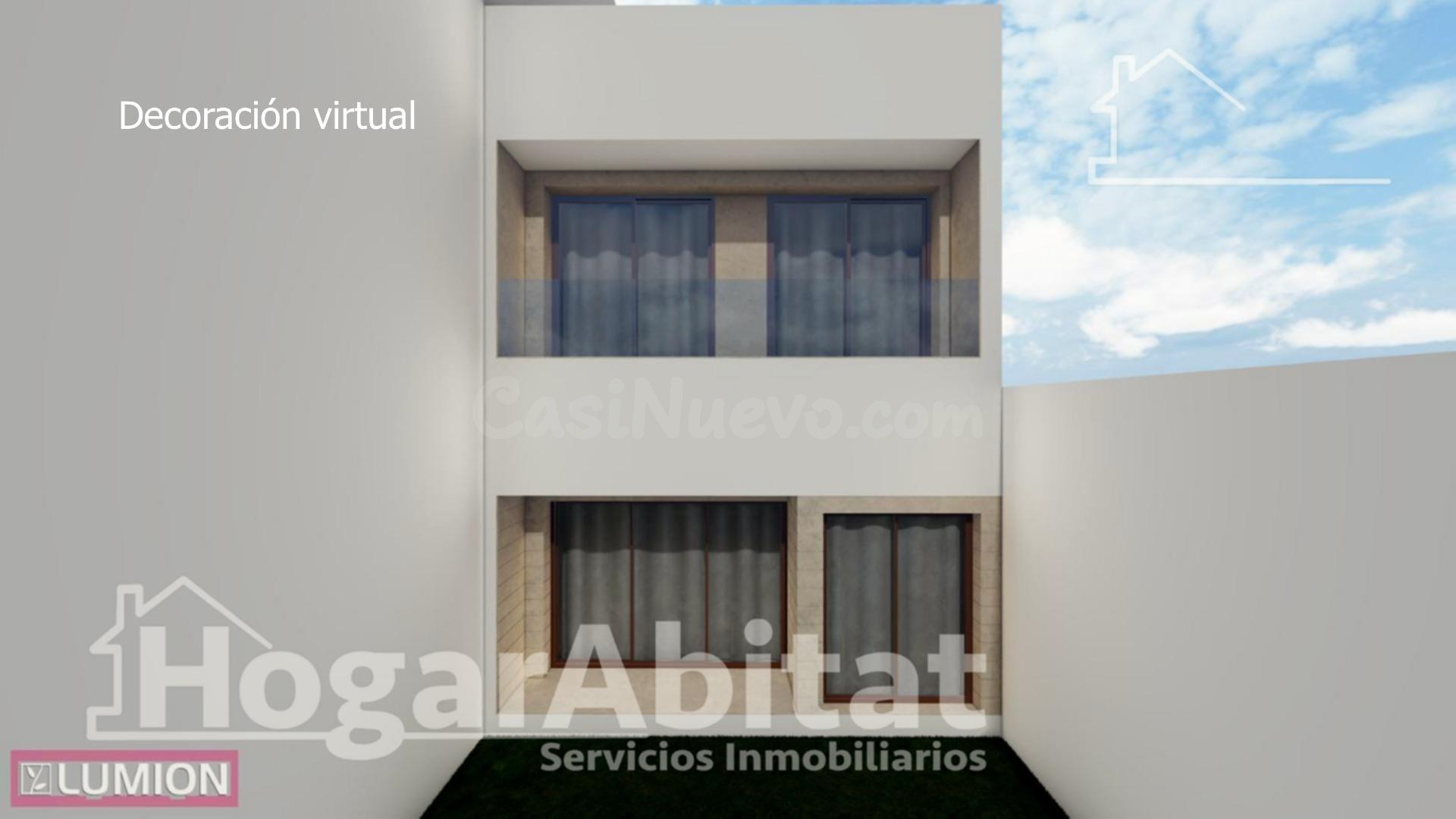 Gran patio privado y proyecto para diseñar tu casa unifamiliar en el centro urbano