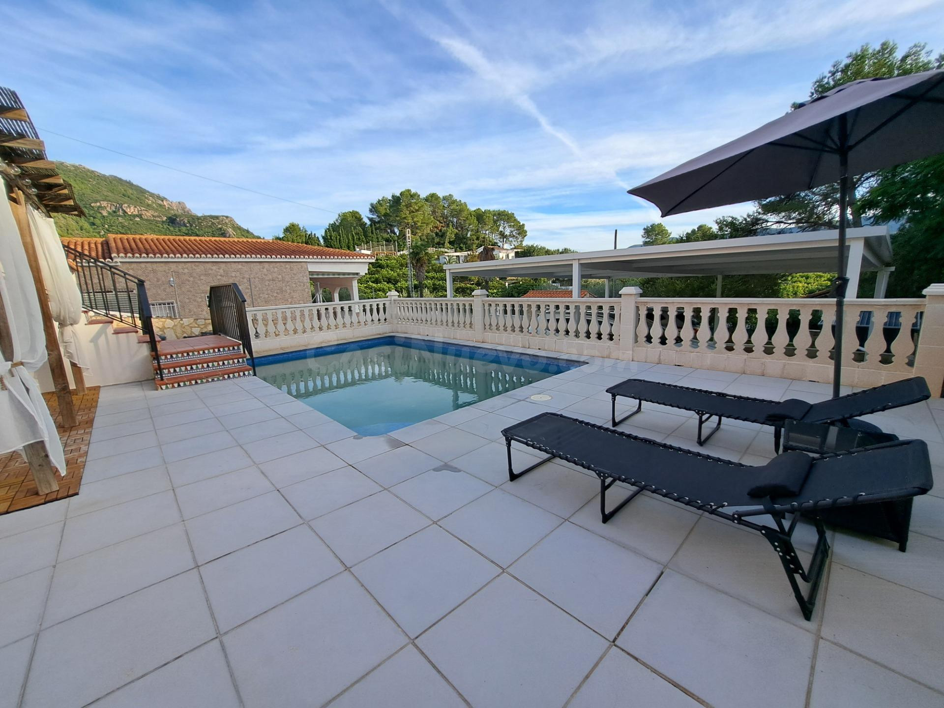 CHALET CON PISCINA, VISTAS IMPRESIONANTES Y PARCELA DE 1.600 M2 EN LA BARRACA D’AIGÜES VIVES - foto 4