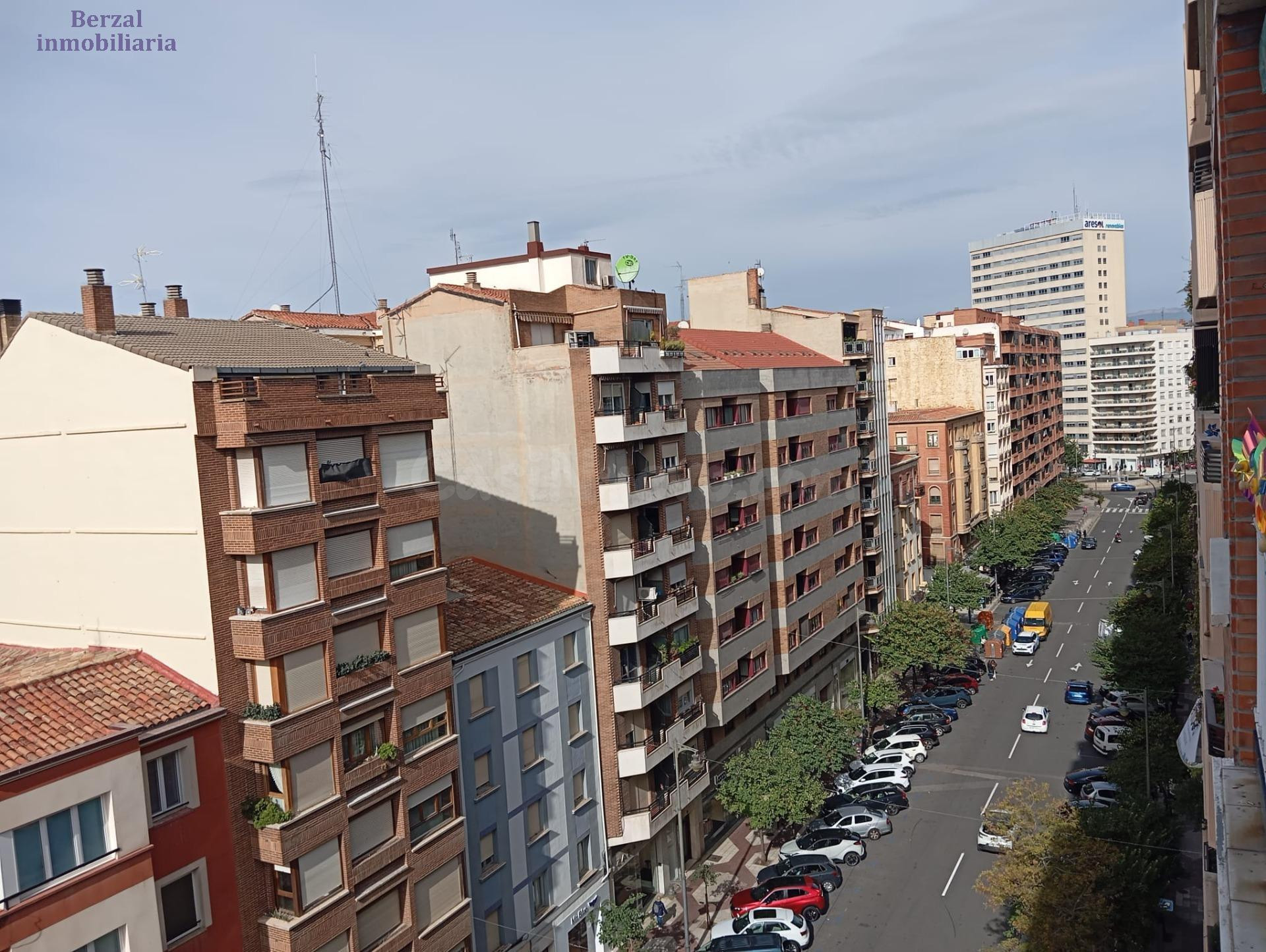 Amplio y Luminoso Piso en San Antón, Logroño - €395.000