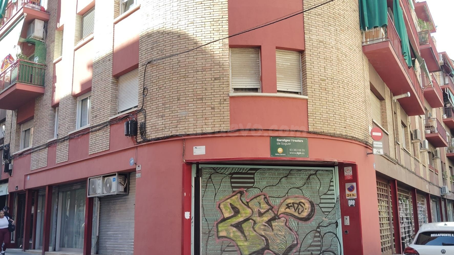 Parking 12m² en alquiler - Barcelona