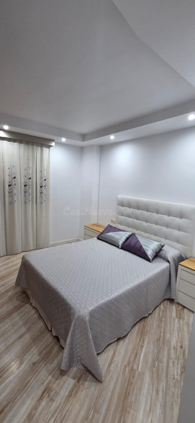 Amplio piso exterior de 3 dormitorios con garaje y trastero - foto 5