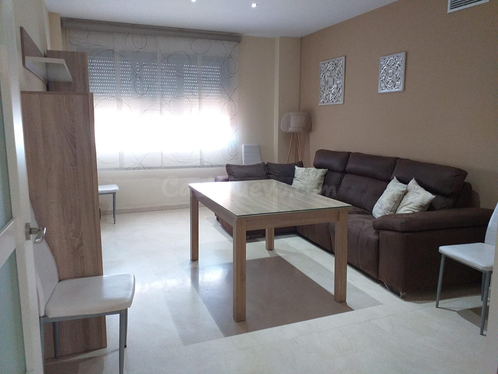 AMPLIO Y ACOGEDOR APARTAMENTO EN EL CERRO DEL VIENTO - BADAJOZ