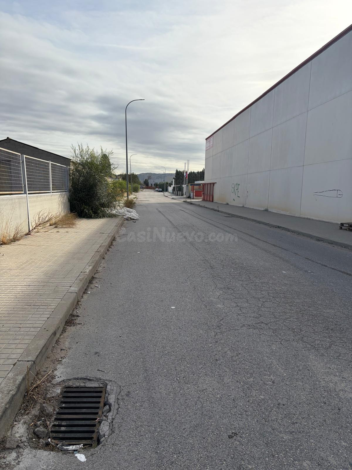NAVE EN TORRES DE LA ALAMEDA - foto 4