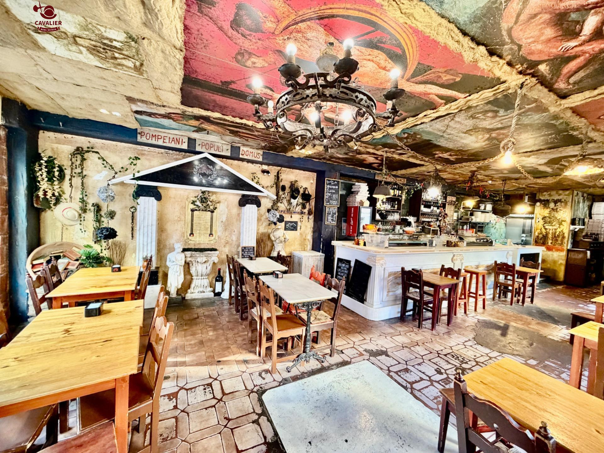 Espectacular Bar Restaurante en el centro urbano con una sup - foto 3
