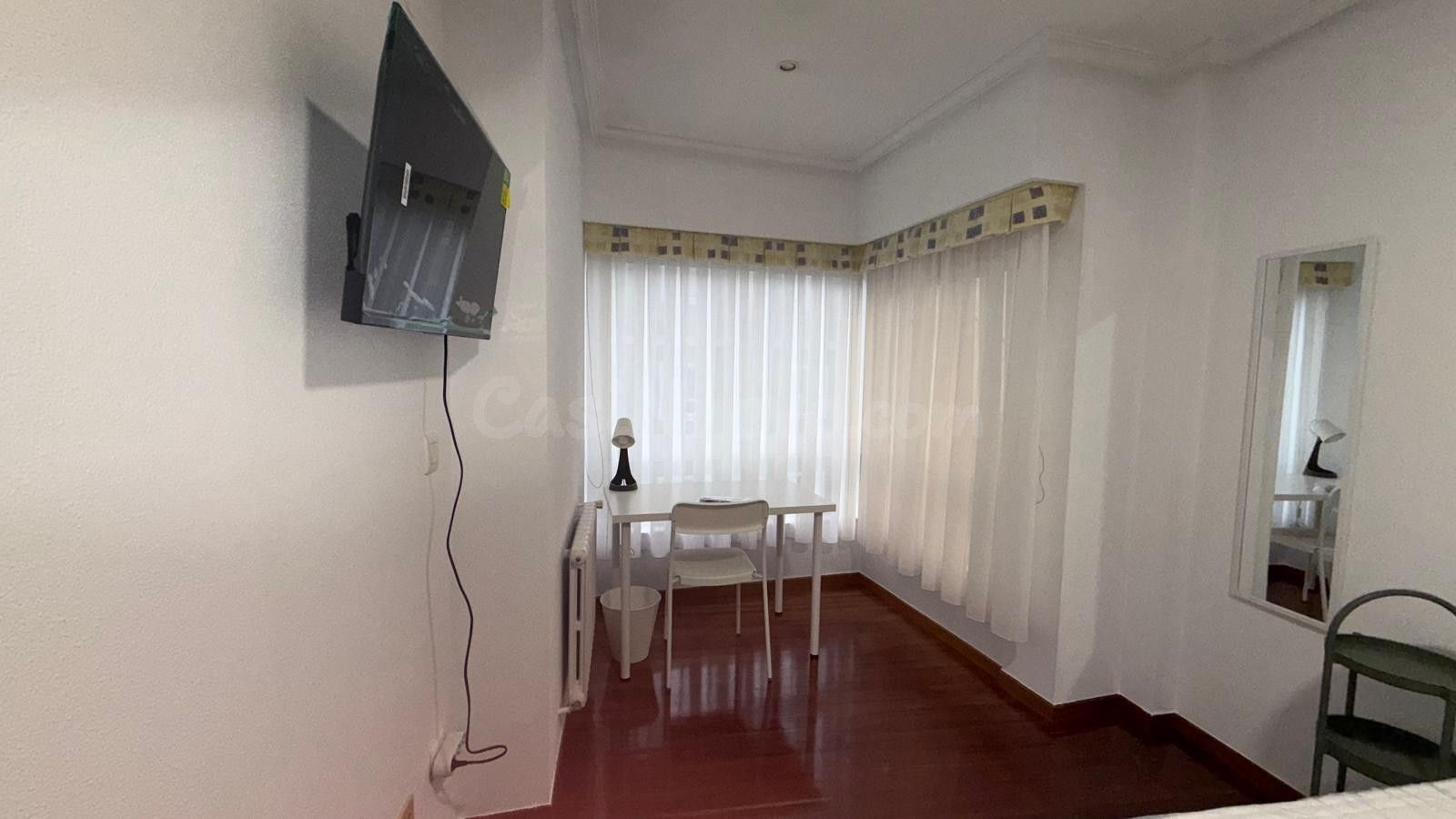 MARAVILLOSA habitación DE ALQUILER EN PLENO CENTRO DE OURENSE – ZONA VALLE-INCLÁN - foto 2