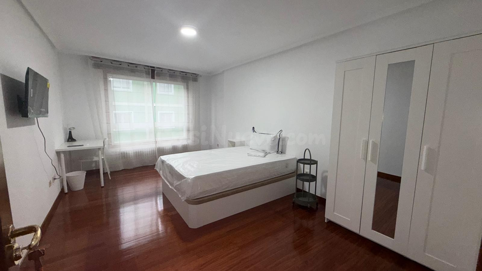 MARAVILLOSA habitación DE ALQUILER EN PLENO CENTRO DE OURENSE – ZONA VALLE-INCLÁN - foto 3