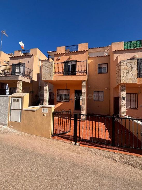 Casa 2 habitaciones en venta - Urbanización Perla del Mar
