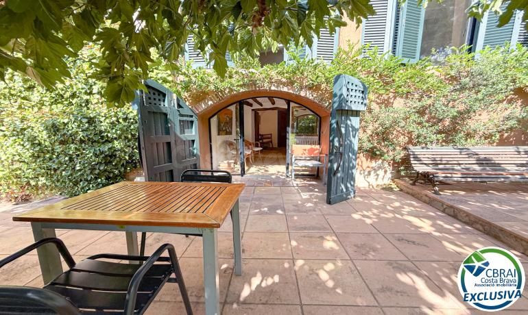 Casa en venta en Espolla