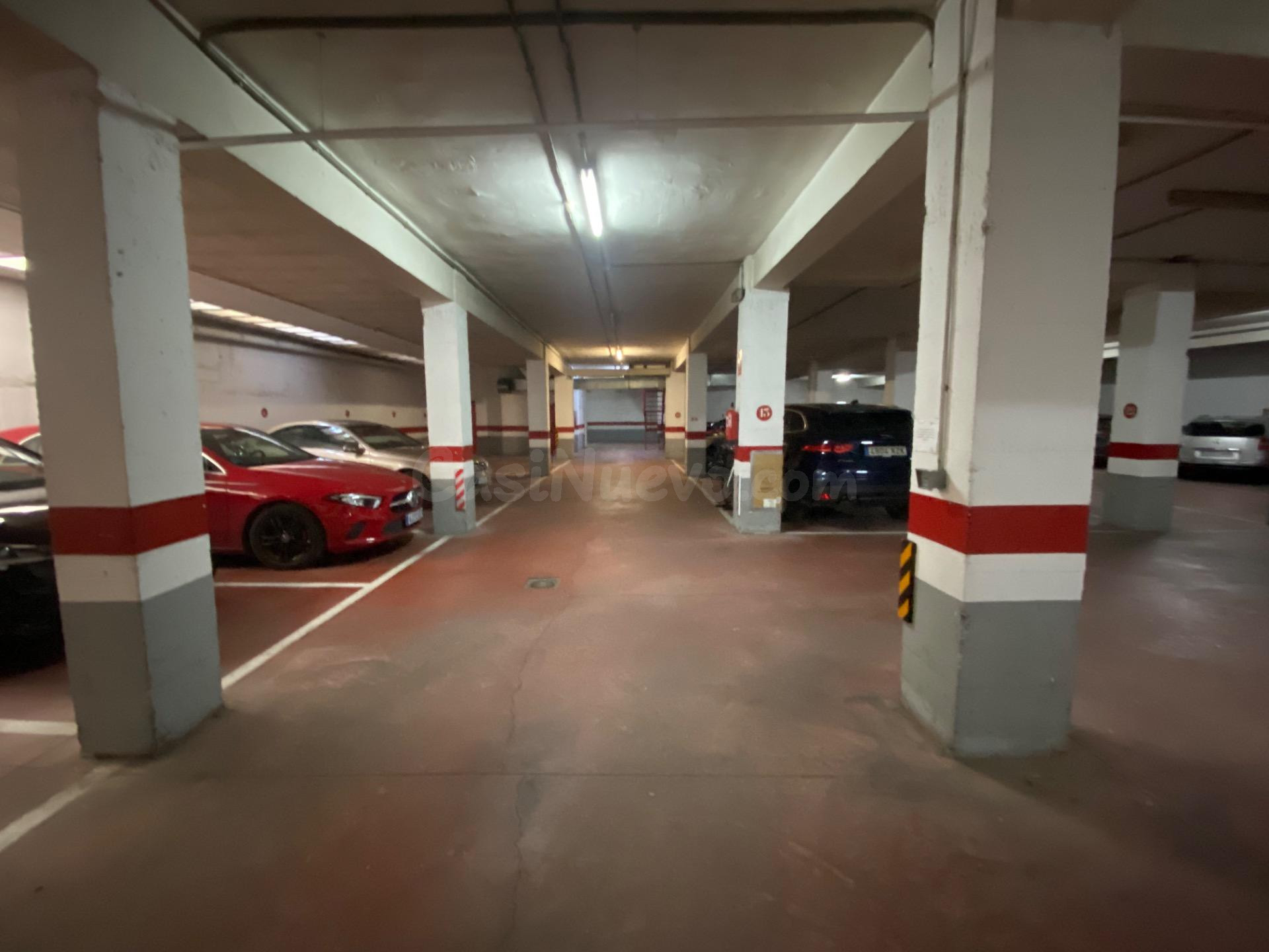Plazas de moto en venta en Garaje Cervantes