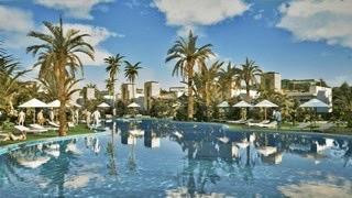 VILLAS MODERNAS FRENTE AL CAMPO DE GOLF CAMPOSOL