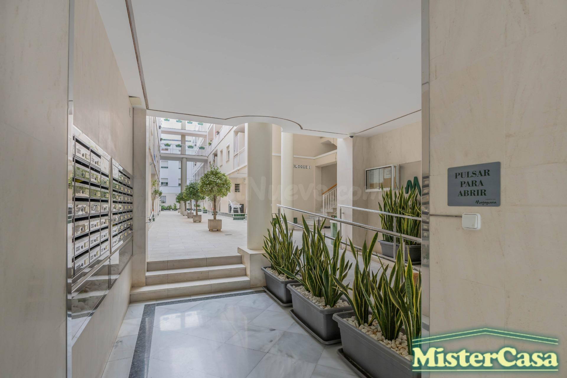 EXCLUSIVA - INVERSIÓN EN PLENO CENTRO DE JEREZ - 2D + TRASTERO - CON INQUILINO PAGANDO 800€/MES - RENTABILIDAD INMEDIATA