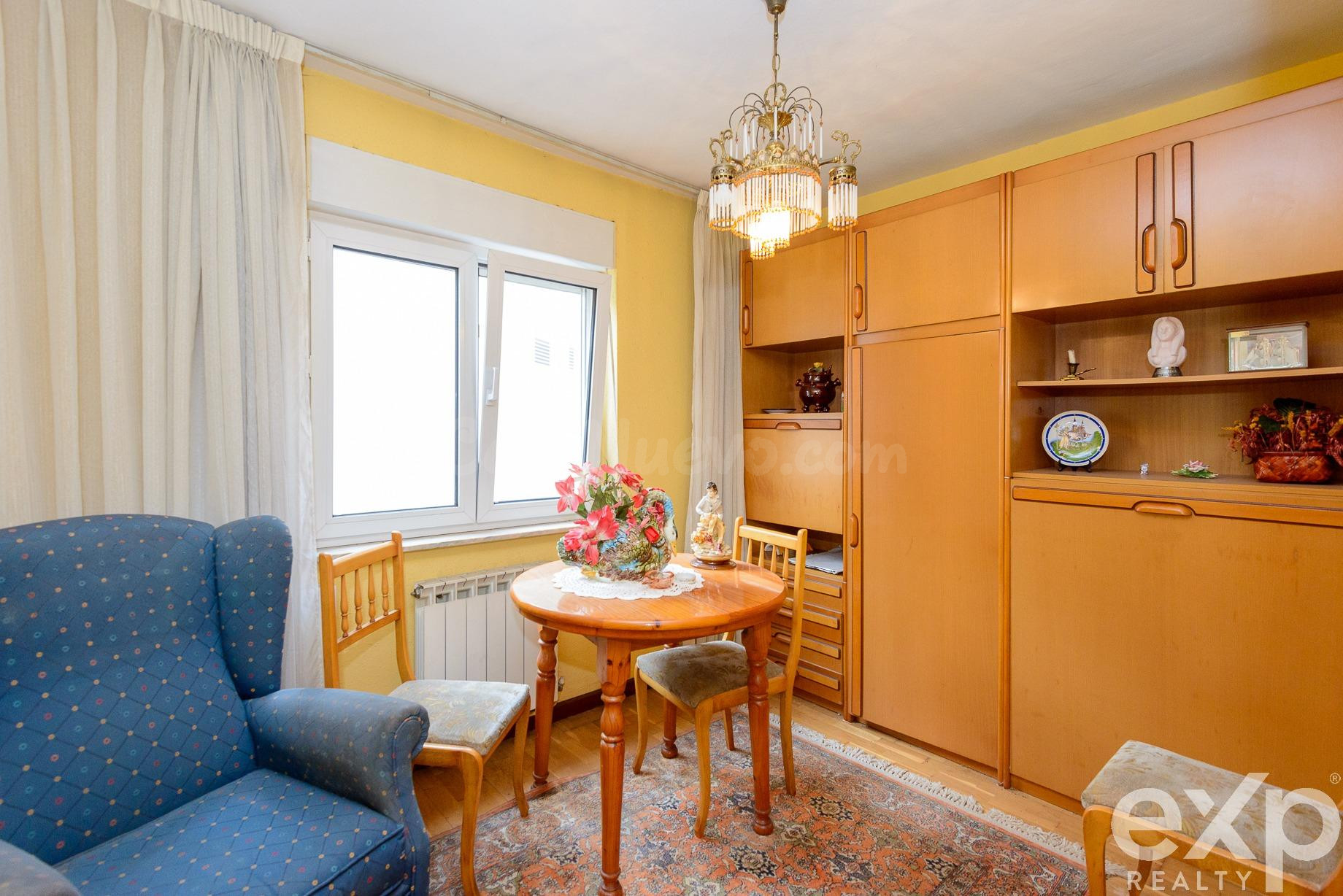 PISO DE 3 habitaciones EN OVIEDO – COCINA INDEPENDIENTE Y EX - foto 3