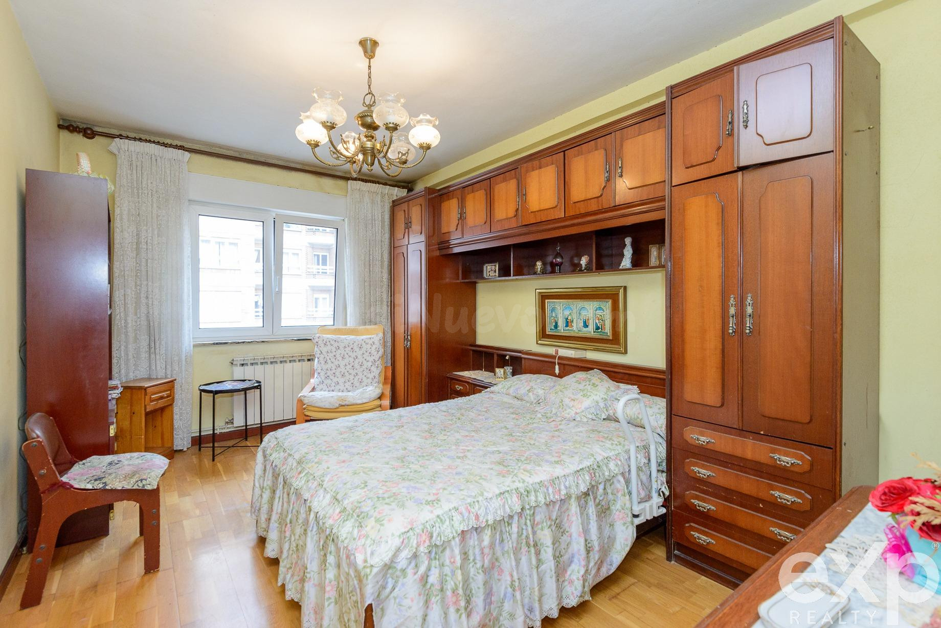 PISO DE 3 habitaciones EN OVIEDO – COCINA INDEPENDIENTE Y EX - foto 5