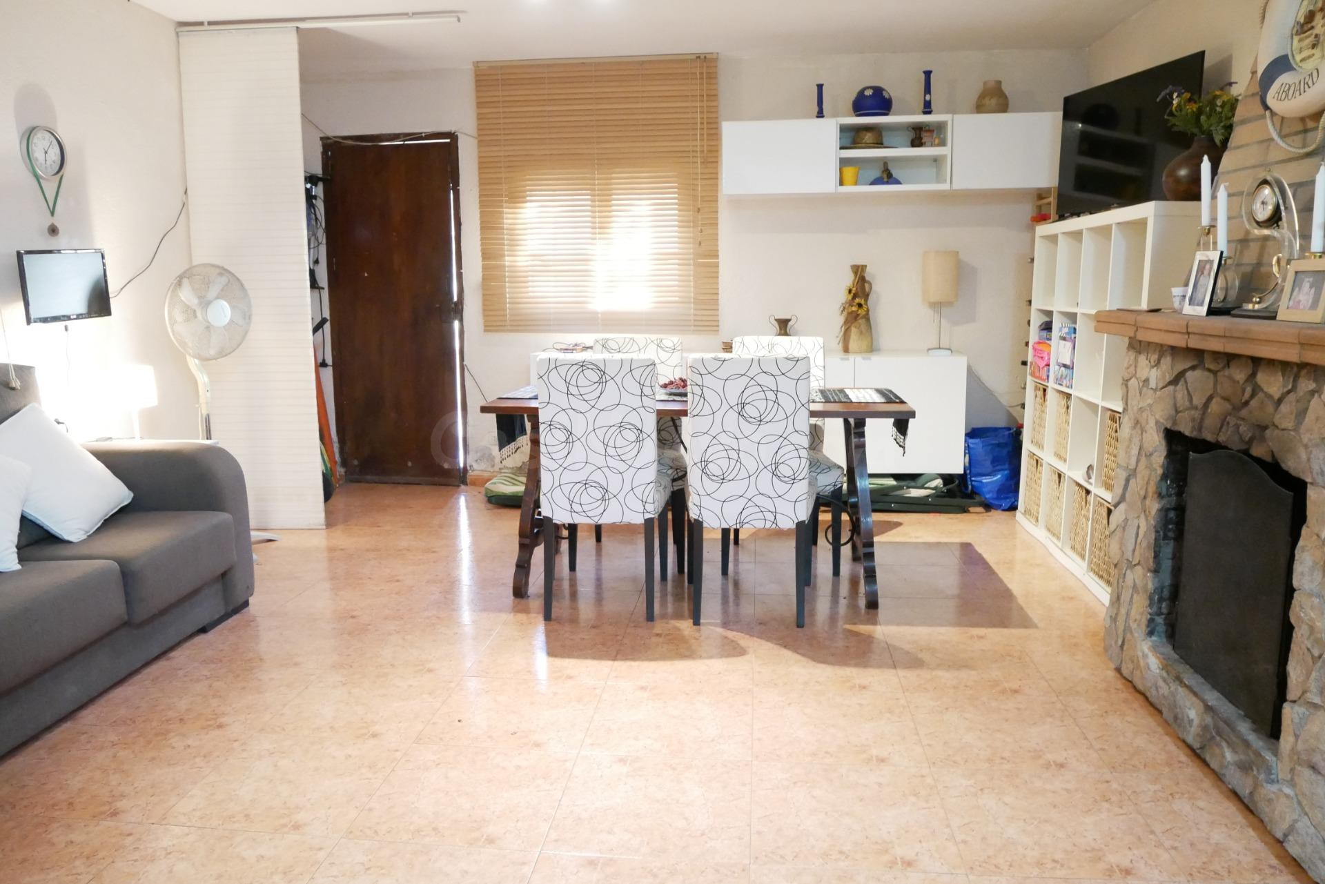 Casa independiente con parcela llana de 620 m2 en Aiguaviva, - foto 4