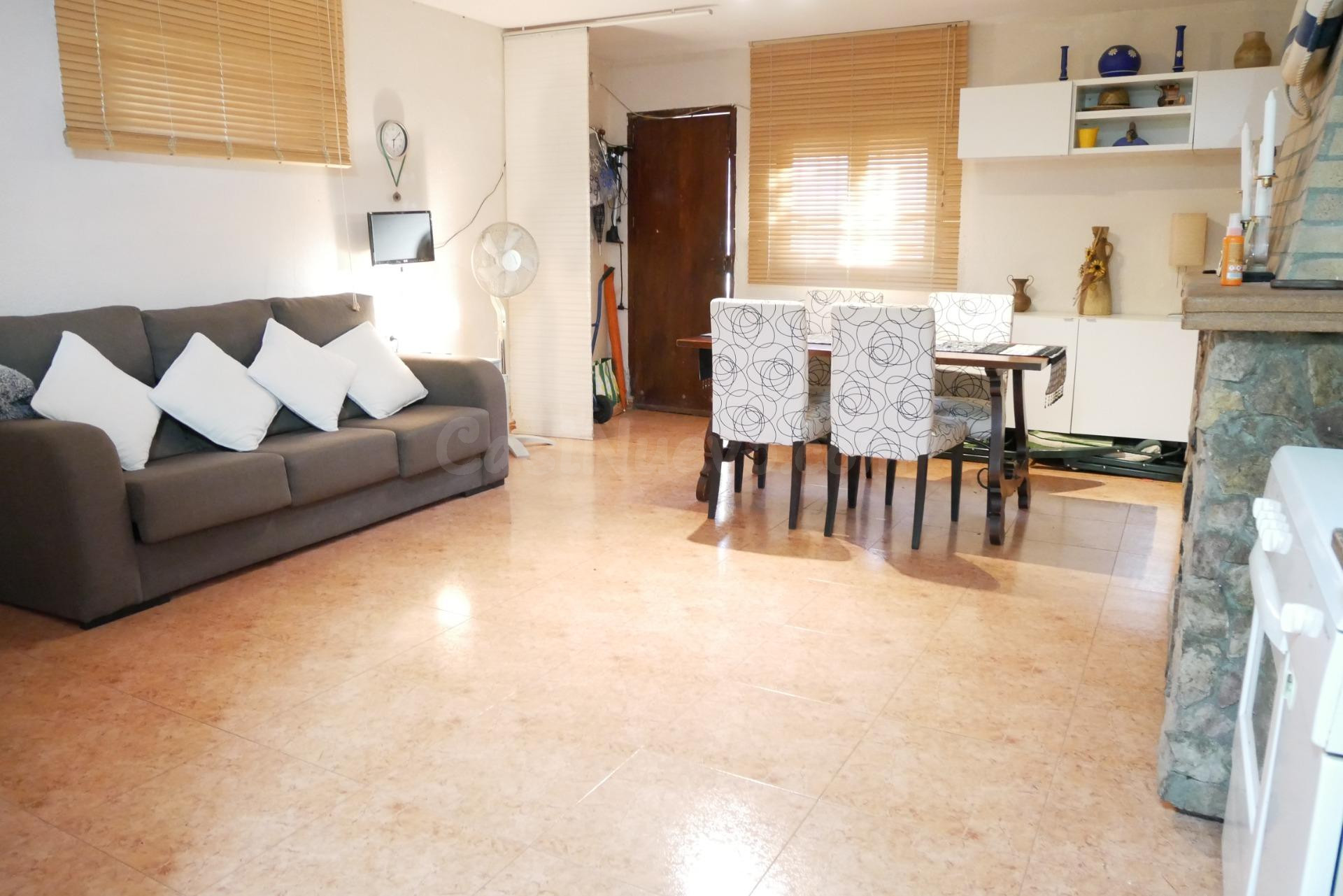 Casa independiente con parcela llana de 620 m2 en Aiguaviva, - foto 5