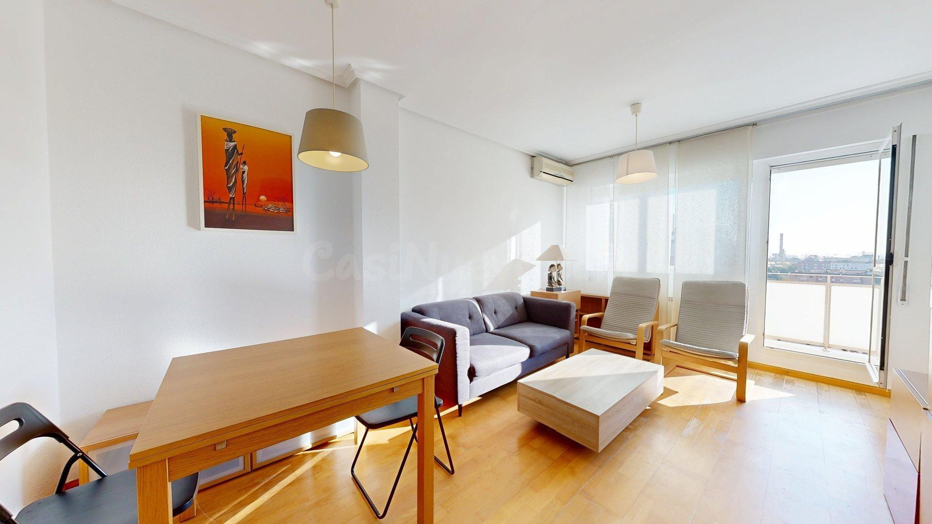 Dúplex con terraza y garaje en venta en Salvador Allende | Zaragoza