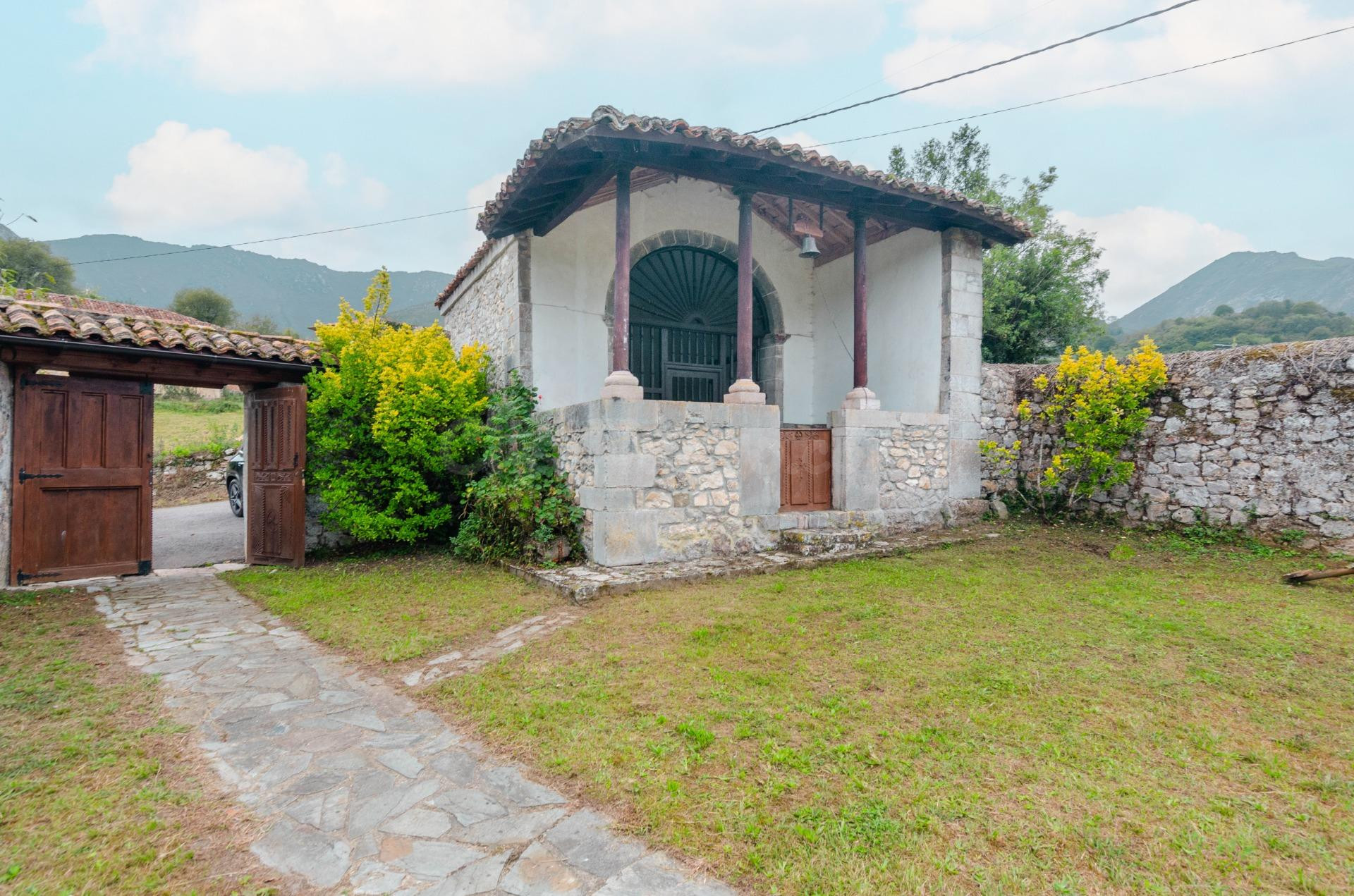 CASONA ASTURIANA EN ARDISANA-LLANES - foto 3