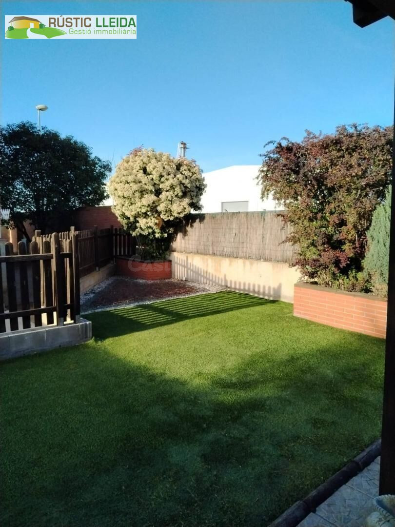 Casa unifamiliar en Mollerussa con gran jardín privado. - foto 3