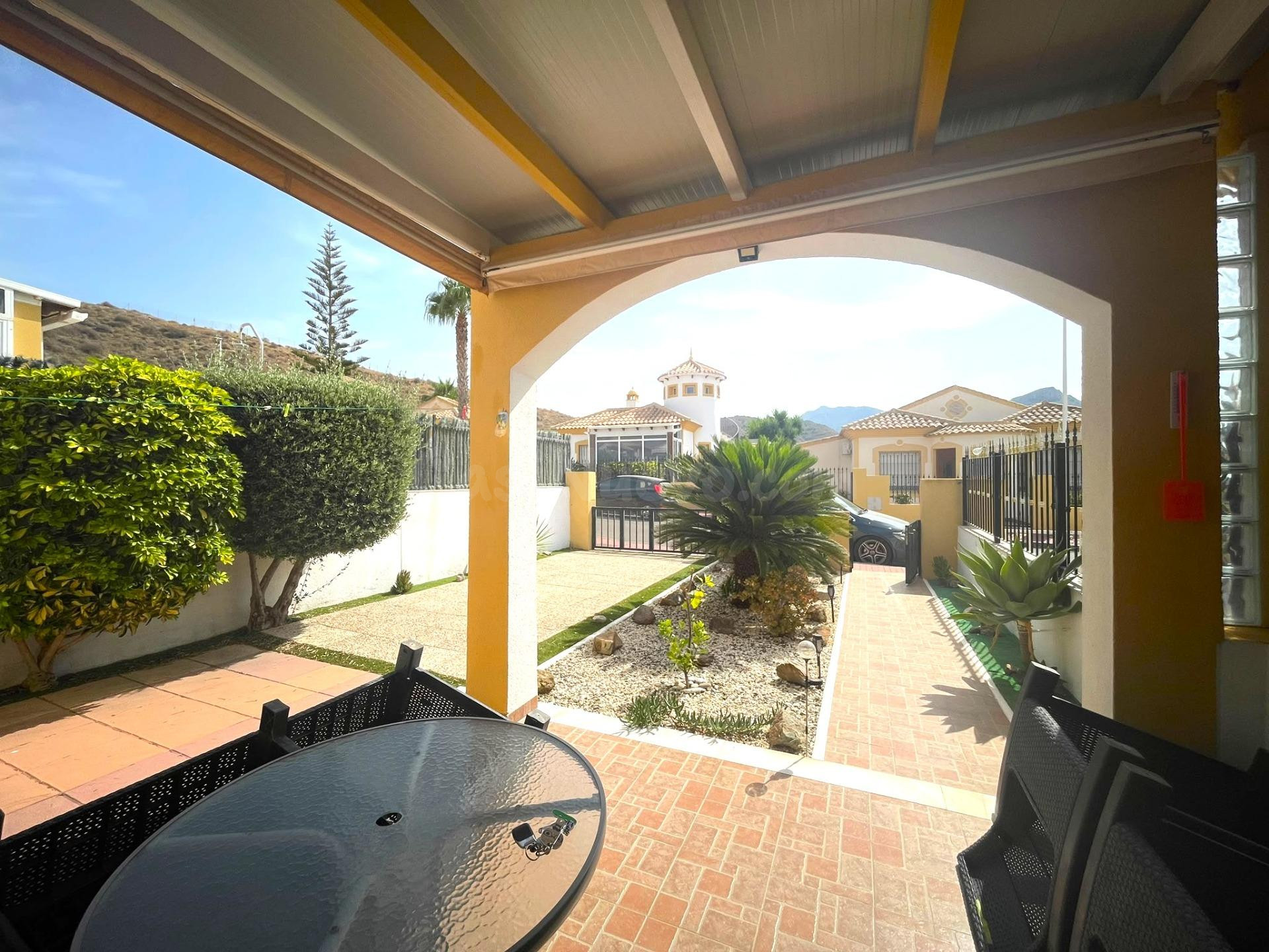 ¡Precioso bungalow en venta en Country Club – Mazarrón! ✨ - foto 4