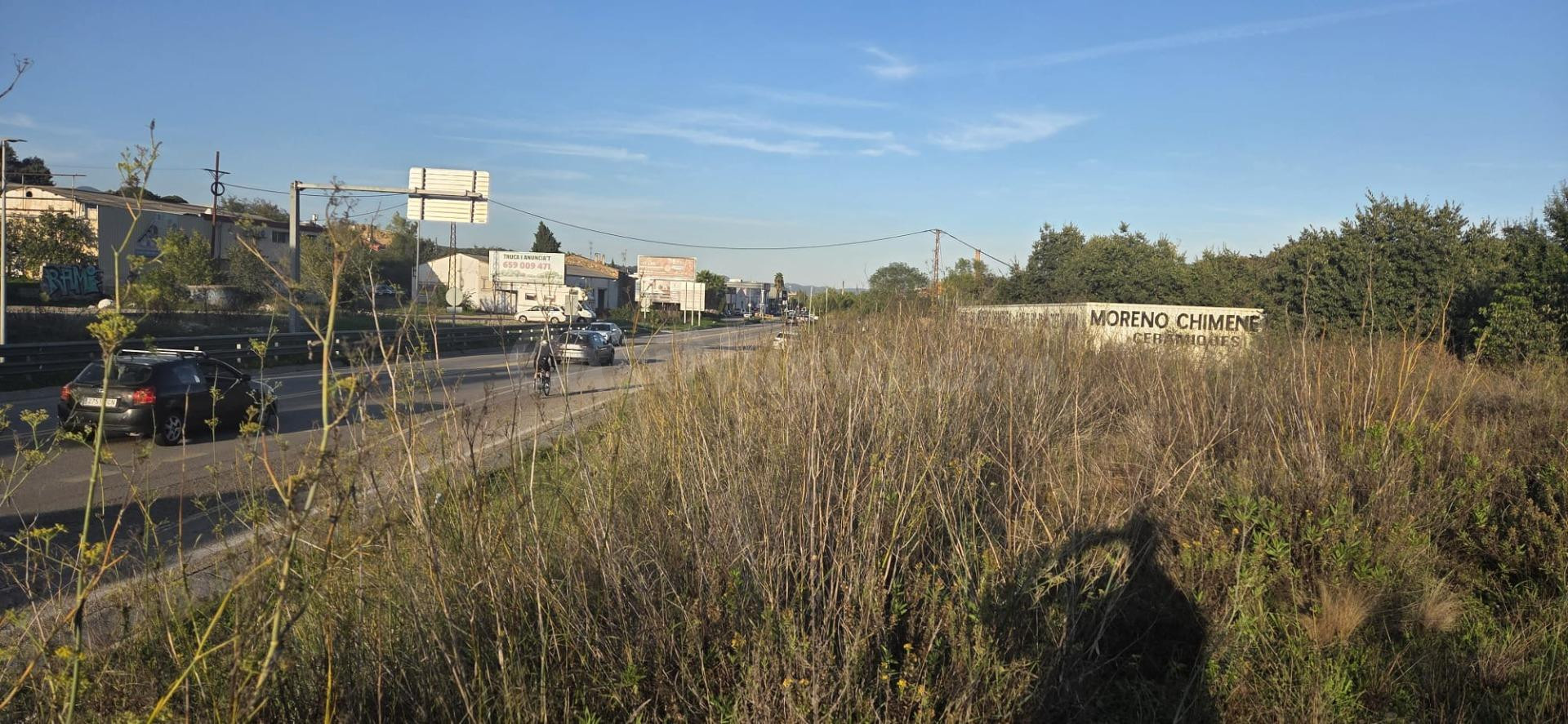 SANT CELONI (1ª LINIA C-35): SUELO INDUSTRIAL - COMERCIAL A 