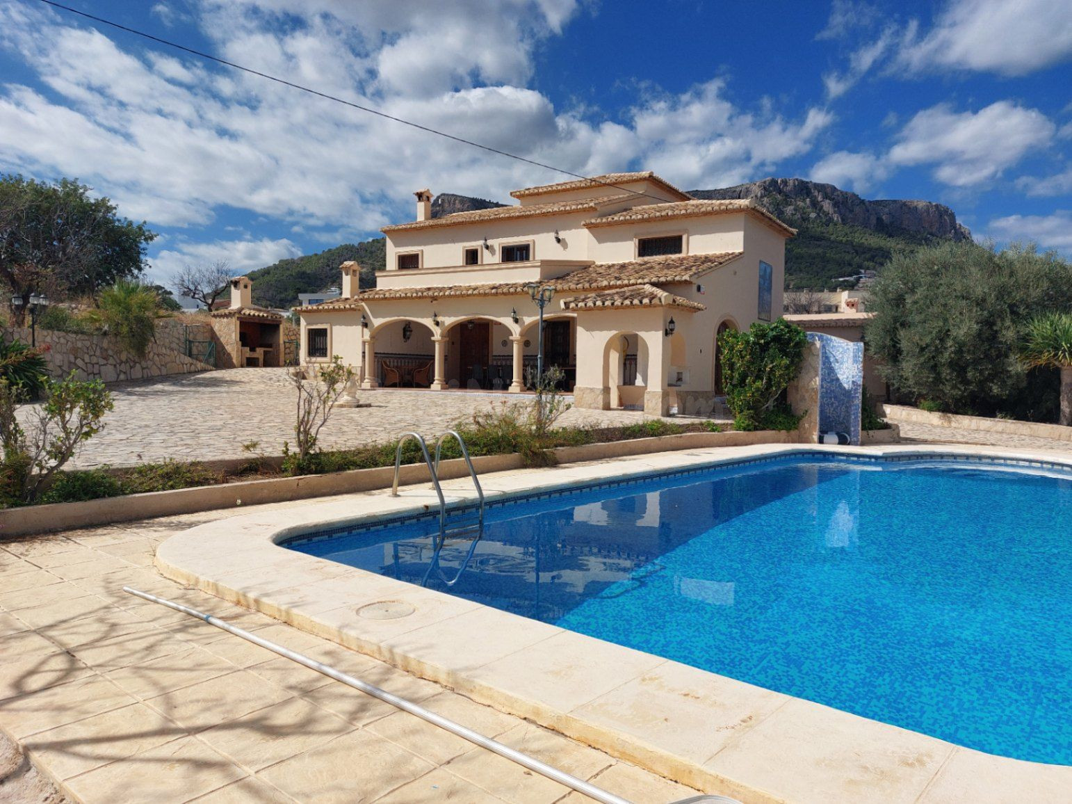 Villa 9 habitaciones 280m² en venta - Calpe
