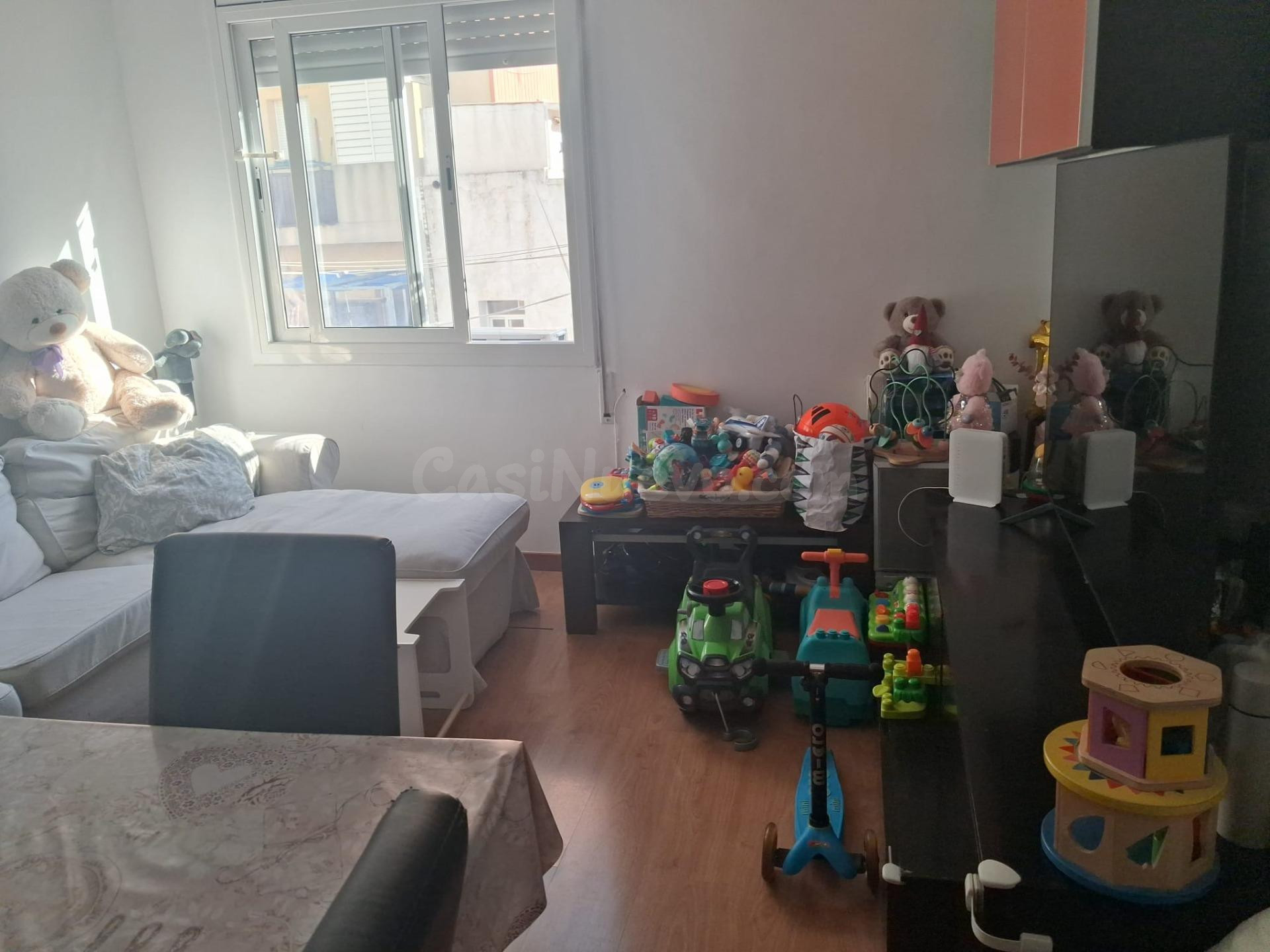 BONITO PISO EN BARRIO RIERA EN CORNELLA DE LLOBREGAT - foto 3