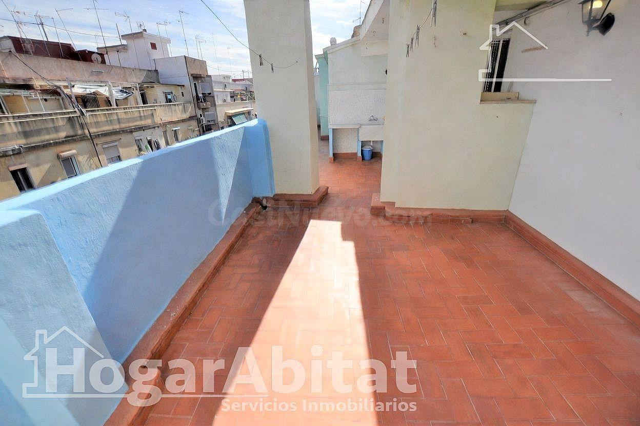Ático Acogedor, bonito y luminoso con terraza, todo amueblad - foto 3