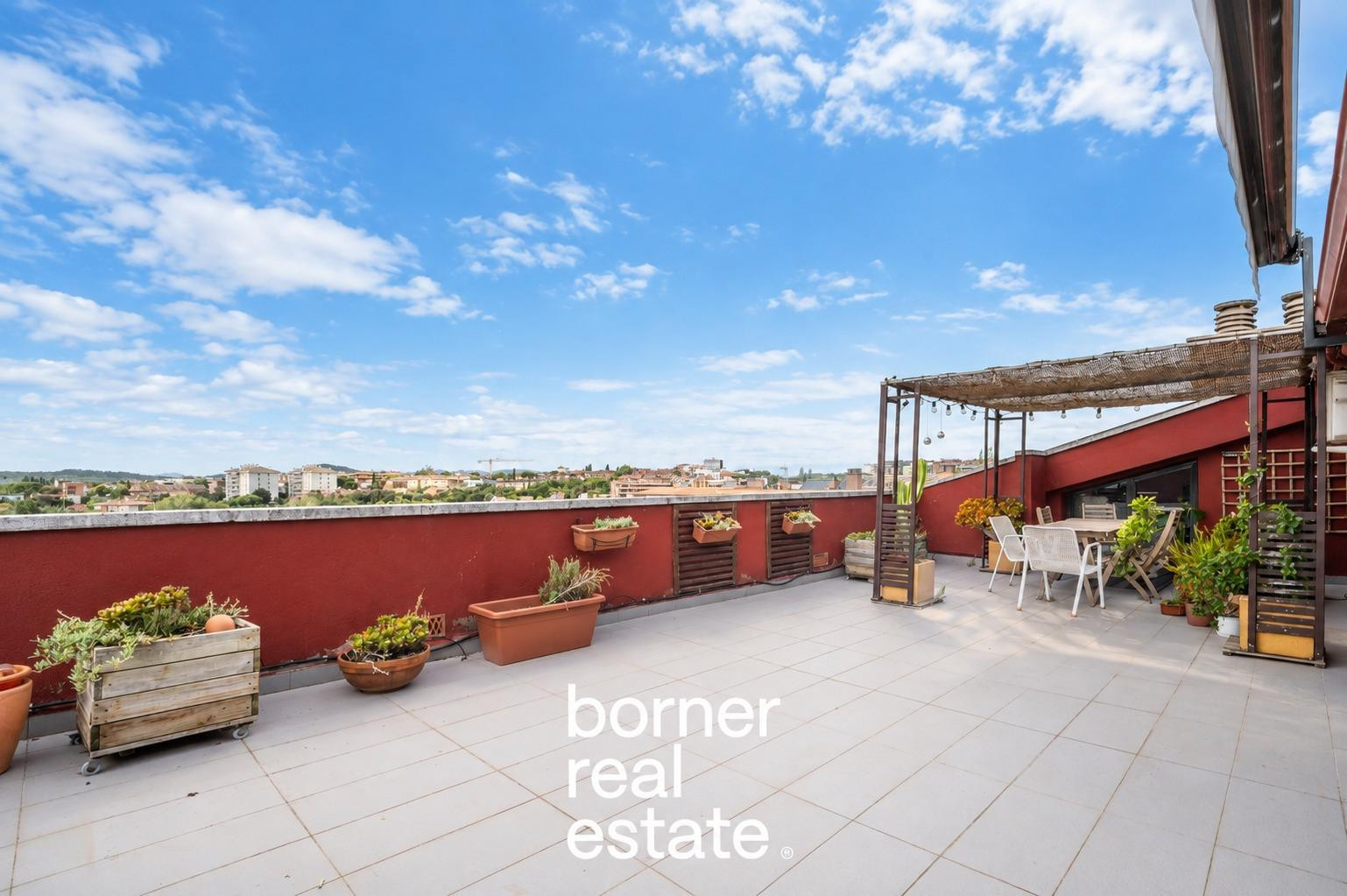 Ático dúplex con gran terraza, piscina y parking en Coll Fav - foto 3