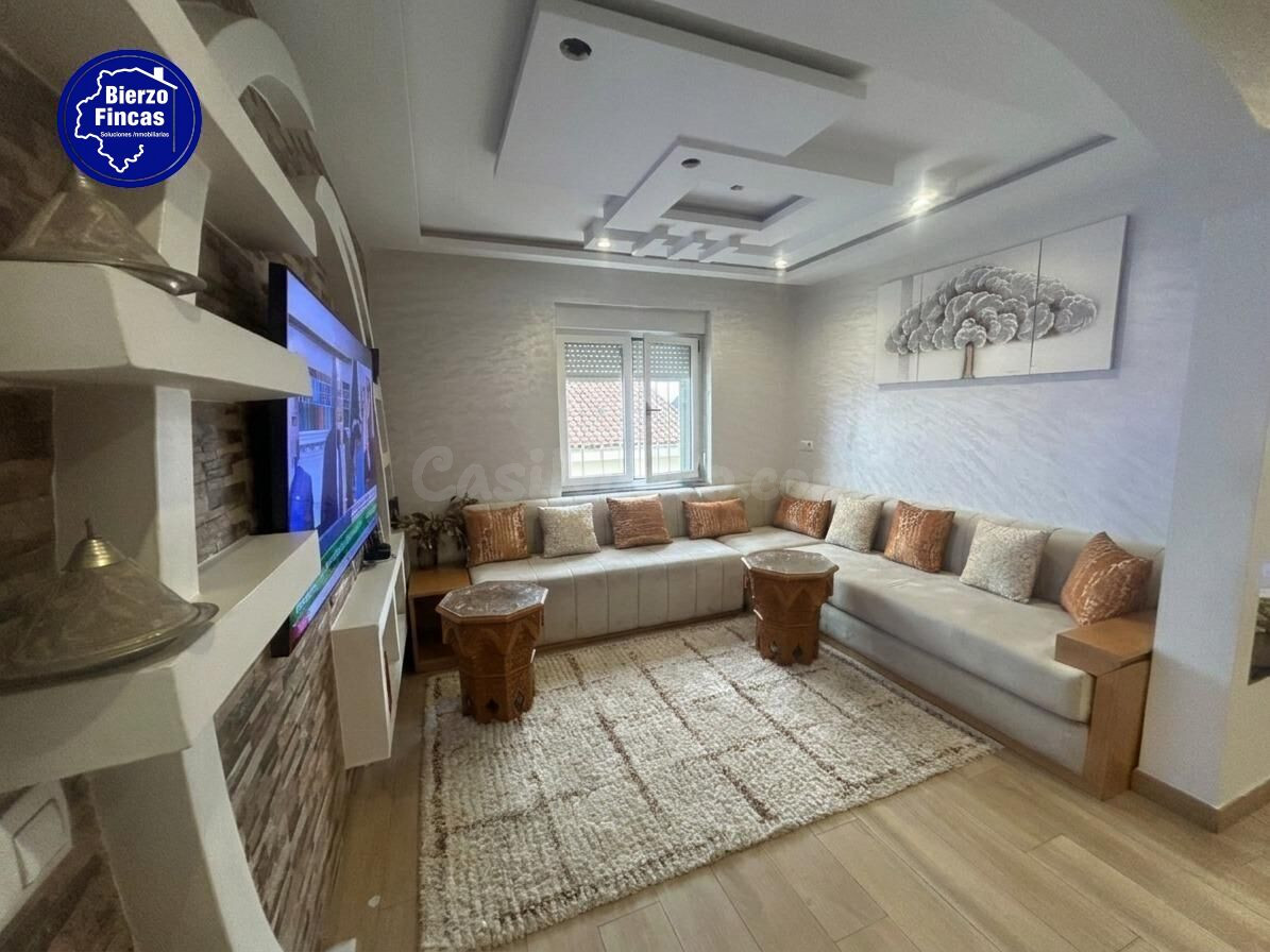**SE VENDE CASA EN OVIEDO** - foto 3