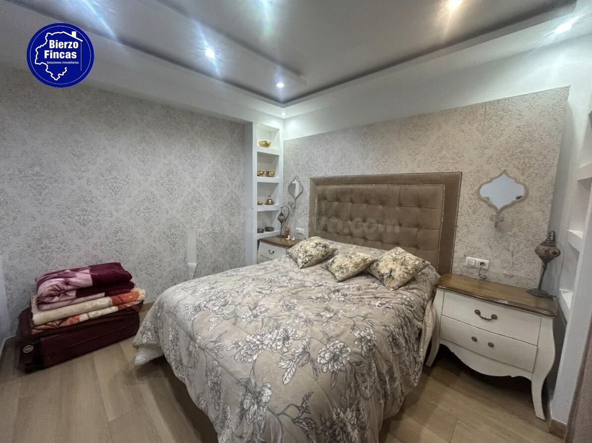 **SE VENDE CASA EN OVIEDO** - foto 4