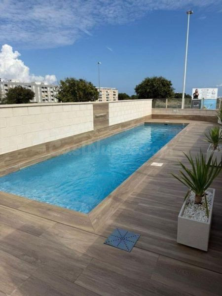 Villa 3 habitaciones 150m² en venta - Zona Pueblo - foto 2