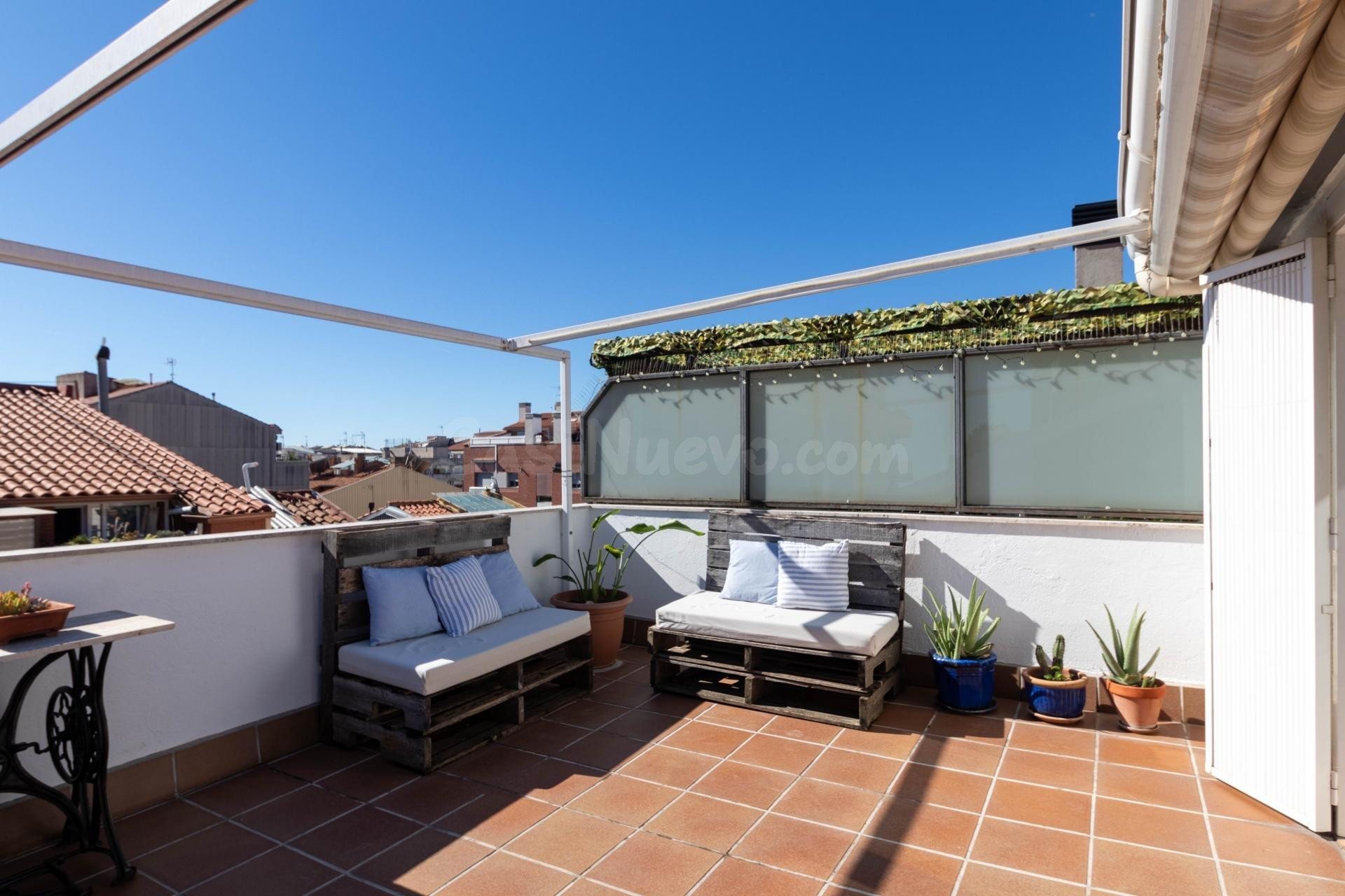ATICO / DUPLEX EN ESCUELAS, JUNTO ZONA UNIVERSITARIA. 4 habi