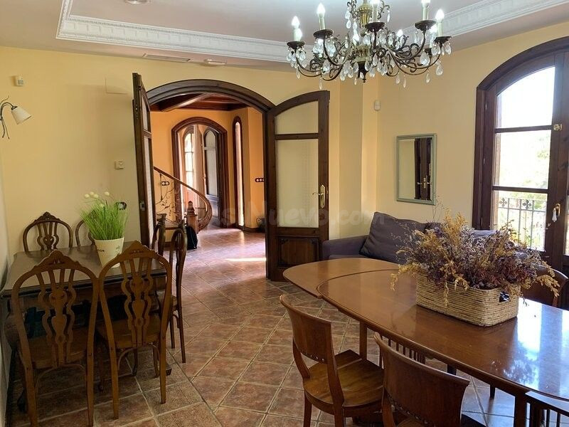 Villa 6 habitaciones 300m² en venta - Urbanizaciones - foto 3