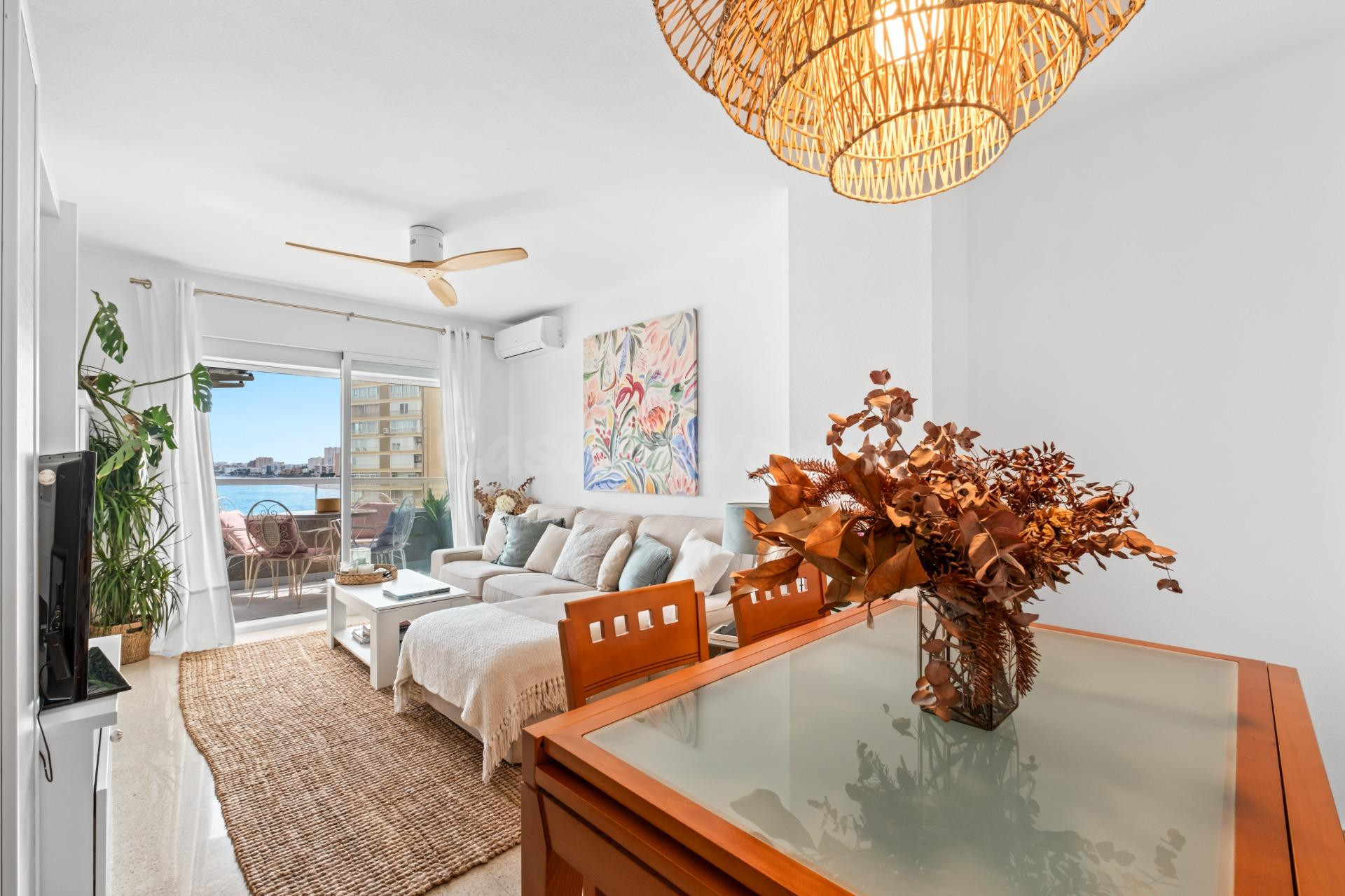 PRECIOSO APARTAMENTO CON VISTAS AL MAR - PLAYA MUCHAVISTA - foto 3