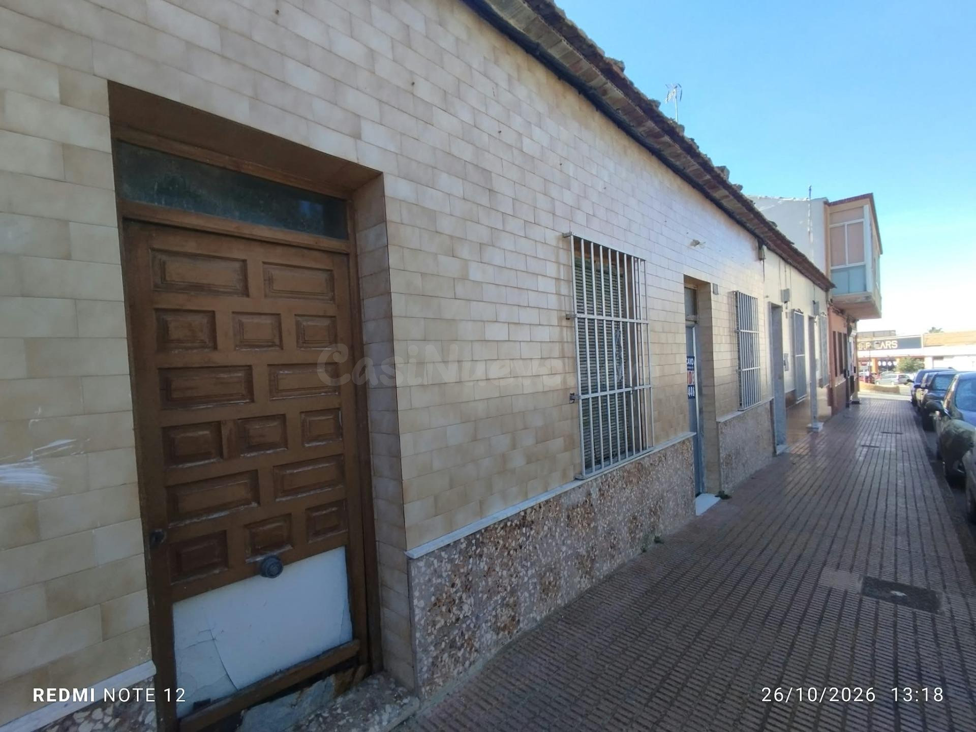 Casa de pueblo con jardin para reformar en Guardamar del Seg - foto 2