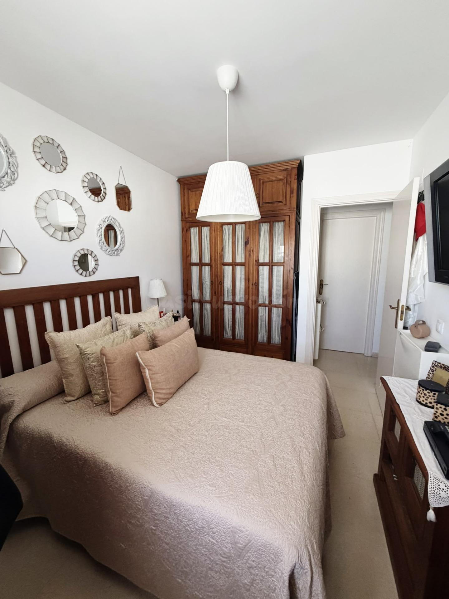 PISO EN PERECTA CONDICIONES PARA ENTRAR A VIVIR - foto 4