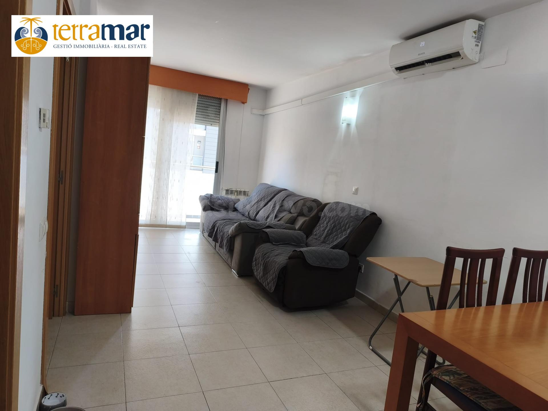 ESTUPENDO PISO EN VENTA EN SANT BOI CON ASCENSOR Y PARKING I - foto 3
