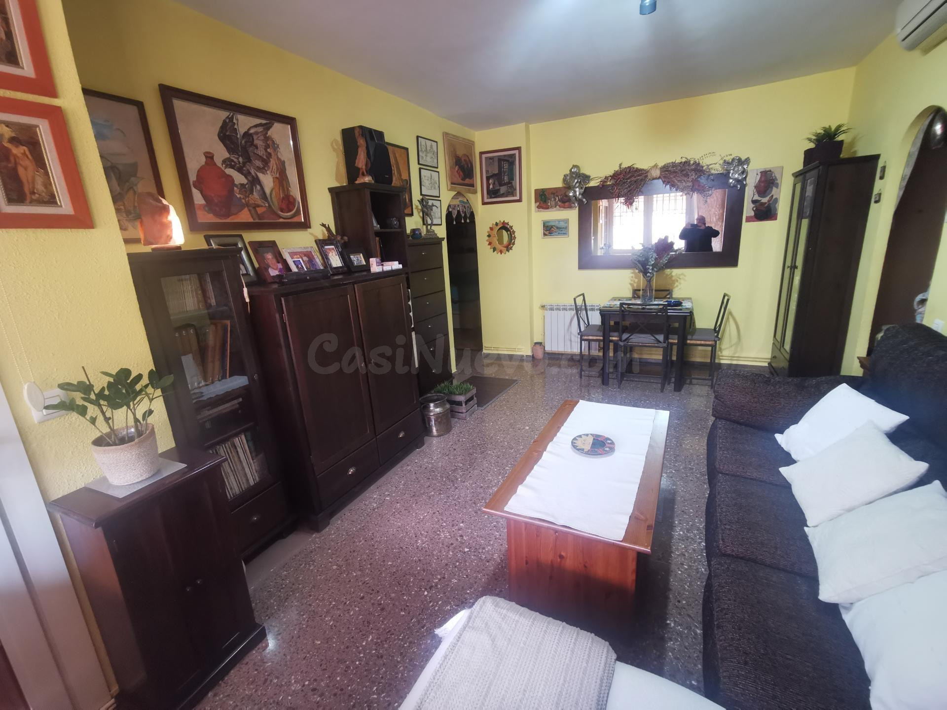 Piso de 3 habitaciones con ascensor en el centro de Cornellà - foto 3