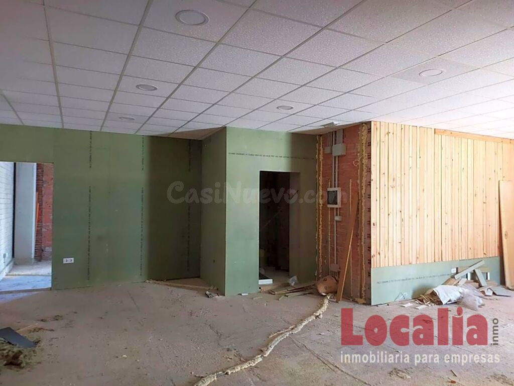 Local comercial en venta en Torrelavega, Cantabria.