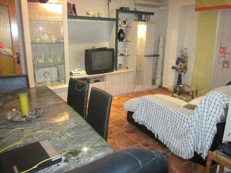 Piso muy amplio en Sector V, todo