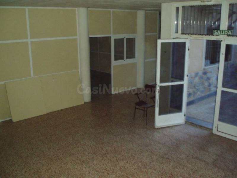 ALQUILER DE LOCAL EN ZONA ATALAYAS JUNTO A CARREFOUR