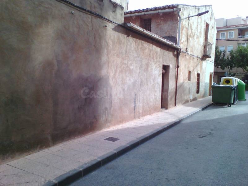 VENTA DE CASA EN PINOSO