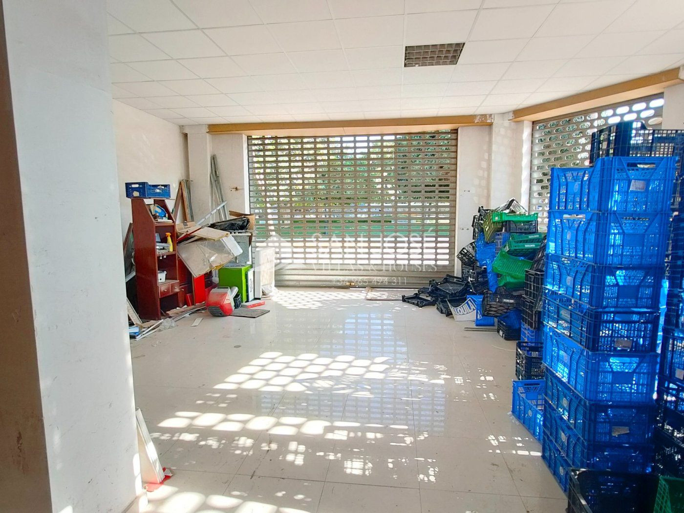 SE ALQUILA LOCAL COMERCIAL DIAFANO ENFRENTE DEL PARQUE DE LA - foto 3