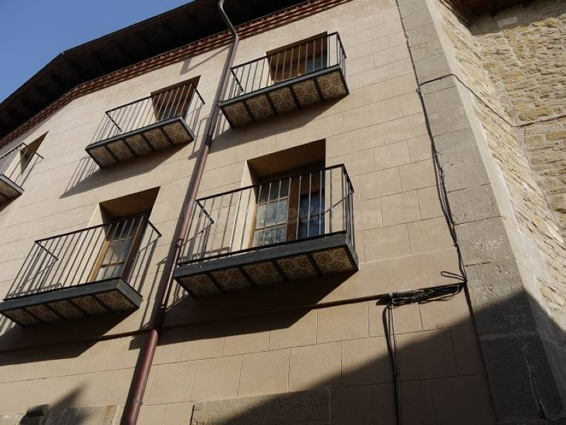 Venta de casa en Sos del Rey Católico