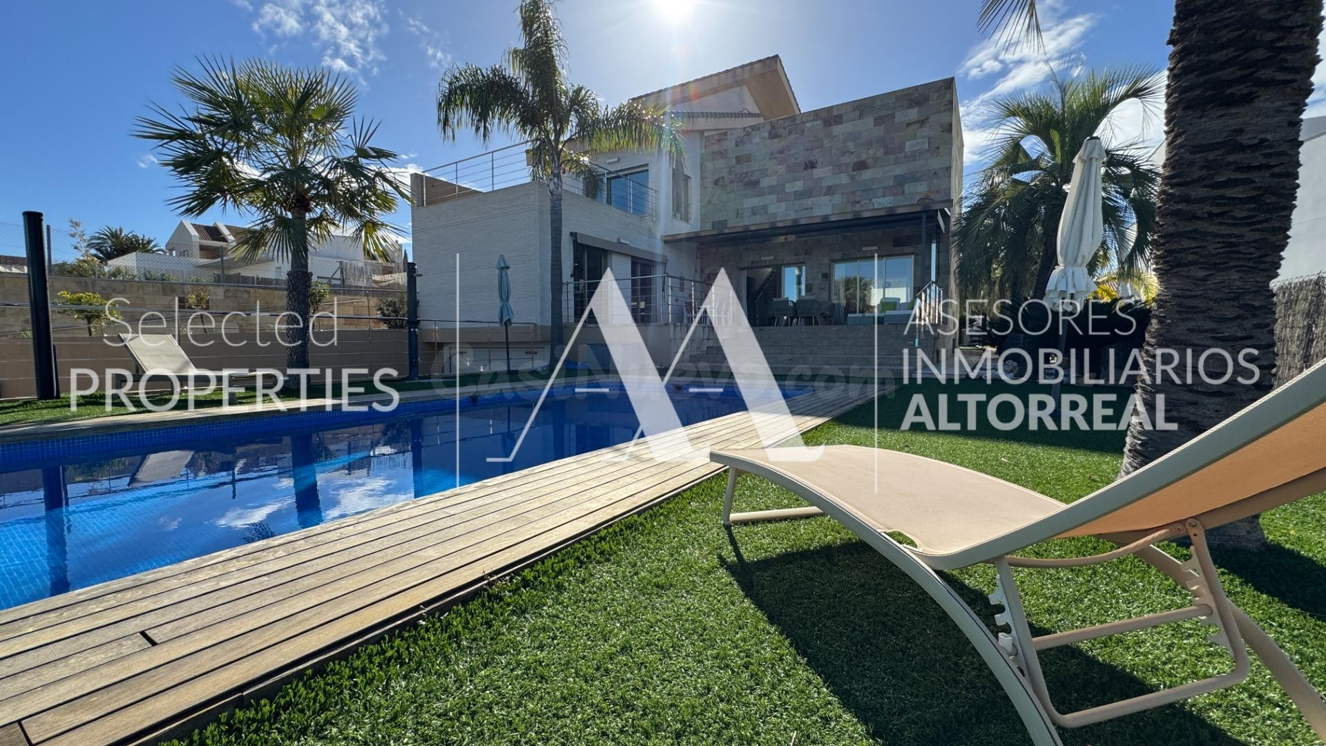 CHALET INDEPENDIENTE EN ALTORREAL