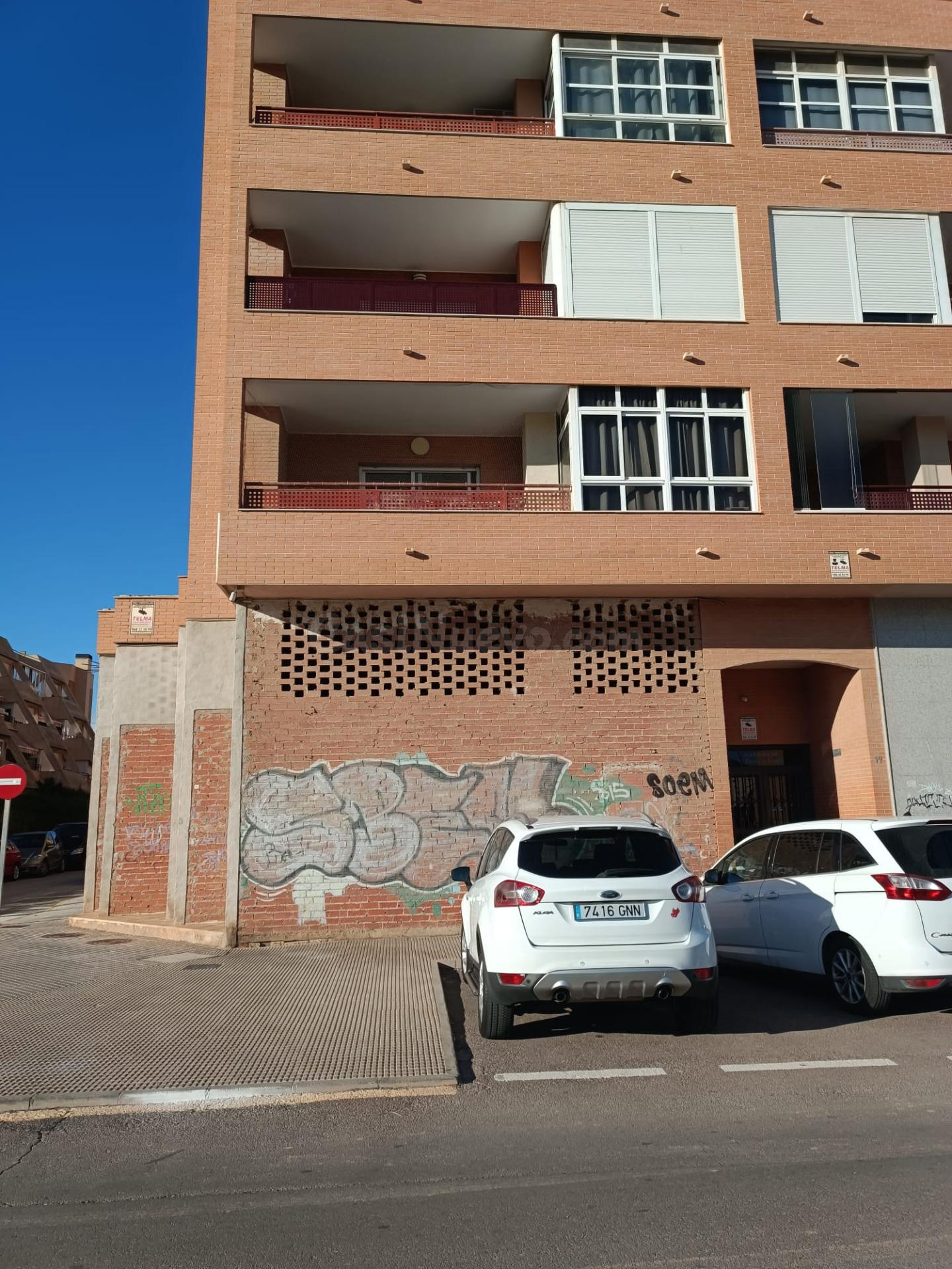 Local en zona Mandarache - Hispania.