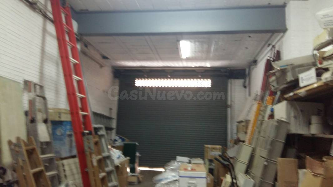 LOCAL COMERCIAL EN VENTA DIÁFANO CON TIENDA, ALMACÉN Y OFICINA EN ZONA OMS I DE PRAT
